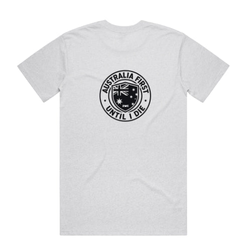 T-Shirt "Aus First"