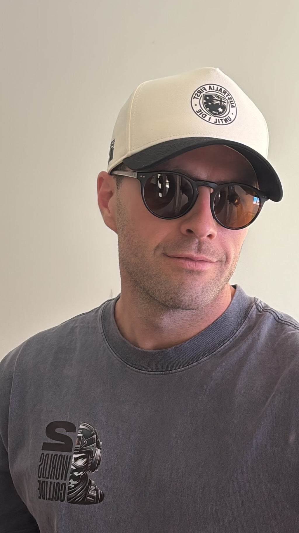 Cap "Aus First"