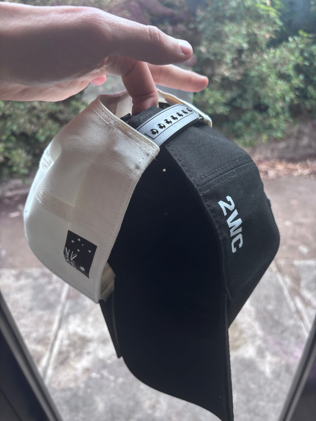 Cap "Aus First"